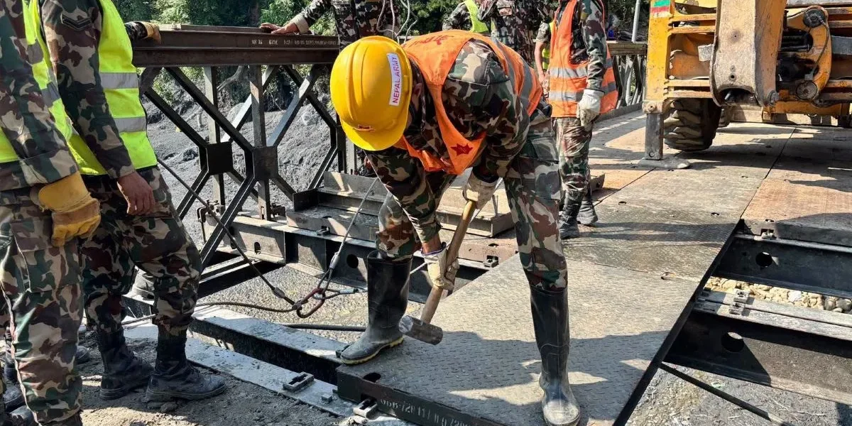 स्याफ्रुबेँसीमा बेलिब्रिज निर्माण तीव्र, तिहारअघि सञ्चालनमा ल्याउने लक्ष्य ।थारू पाेर्टल